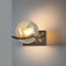 Elegancka Lampa Ścienna LED Szklana Konstrukcja i Przytulna Atmosfera