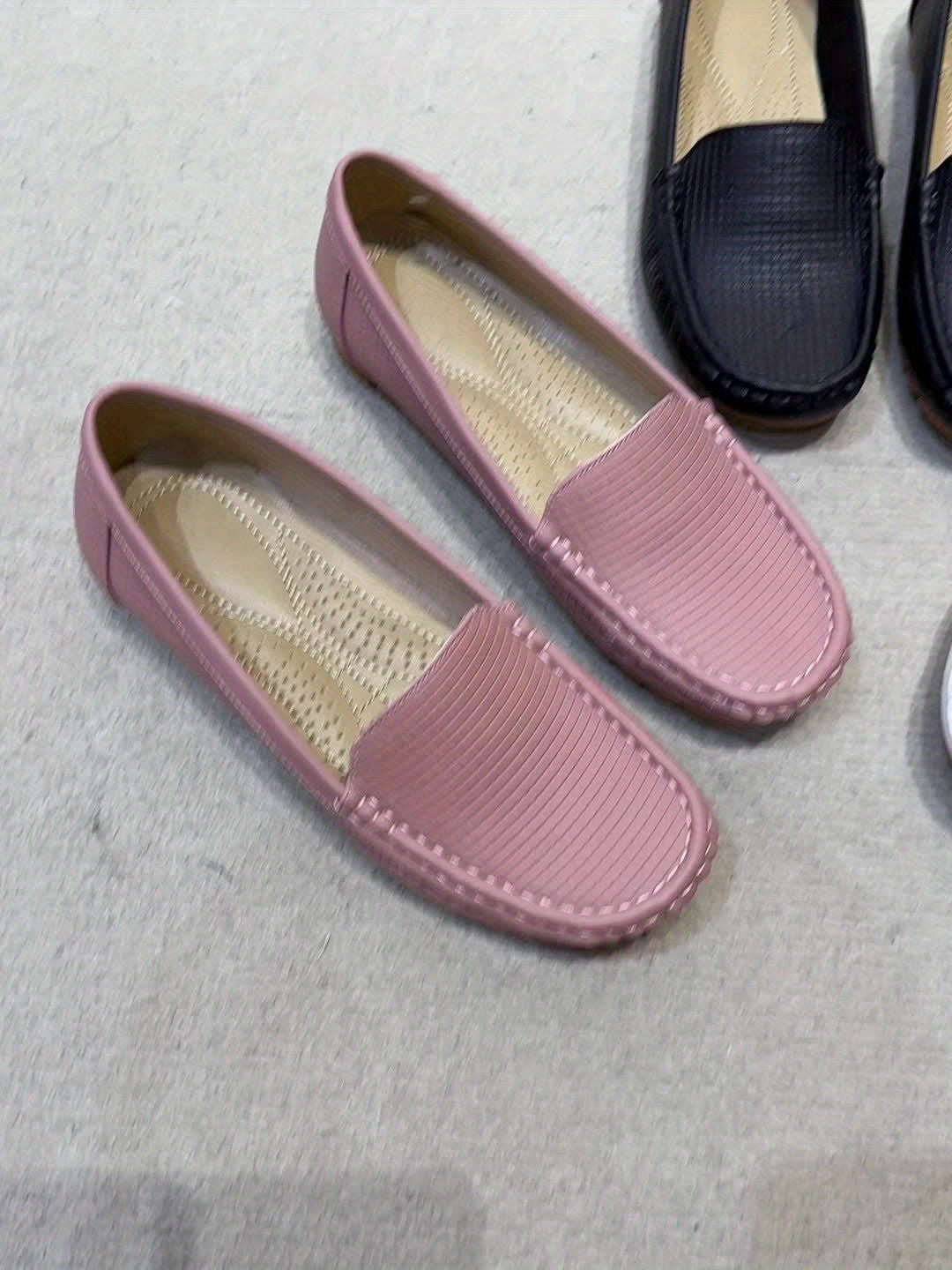 Letnie loafersy damskie - wygodne buty wsuwane z flanelową podszewką