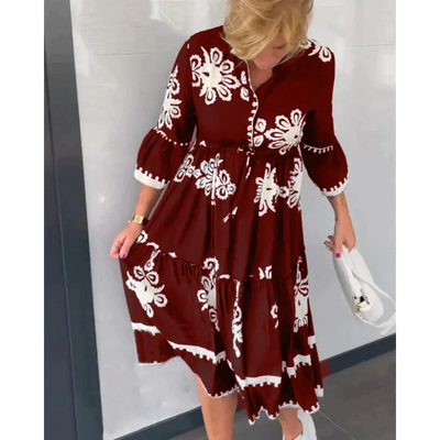 Sukienka w kwiaty Livia™ z eleganckimi rękawami trzy czwarte