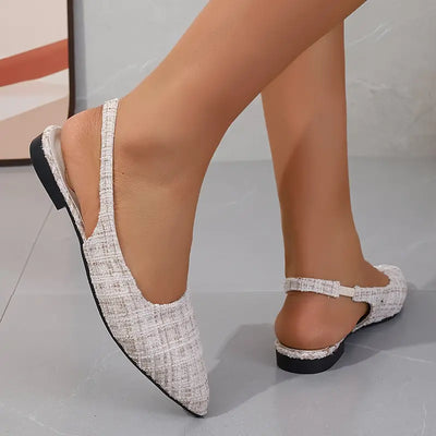 Eleganckie buty typu slingback ze szpiczastym noskiem