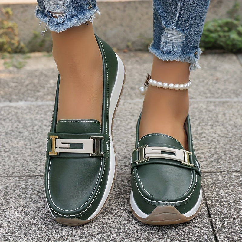 Damskie loafersy z metalową klamrą - wygodne loafersy na lato