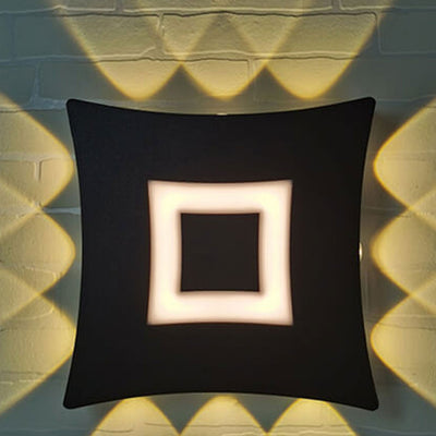 Designerska Lampa LED na Ścianę Doskonałe Oświetlenie na Patio i Płoty