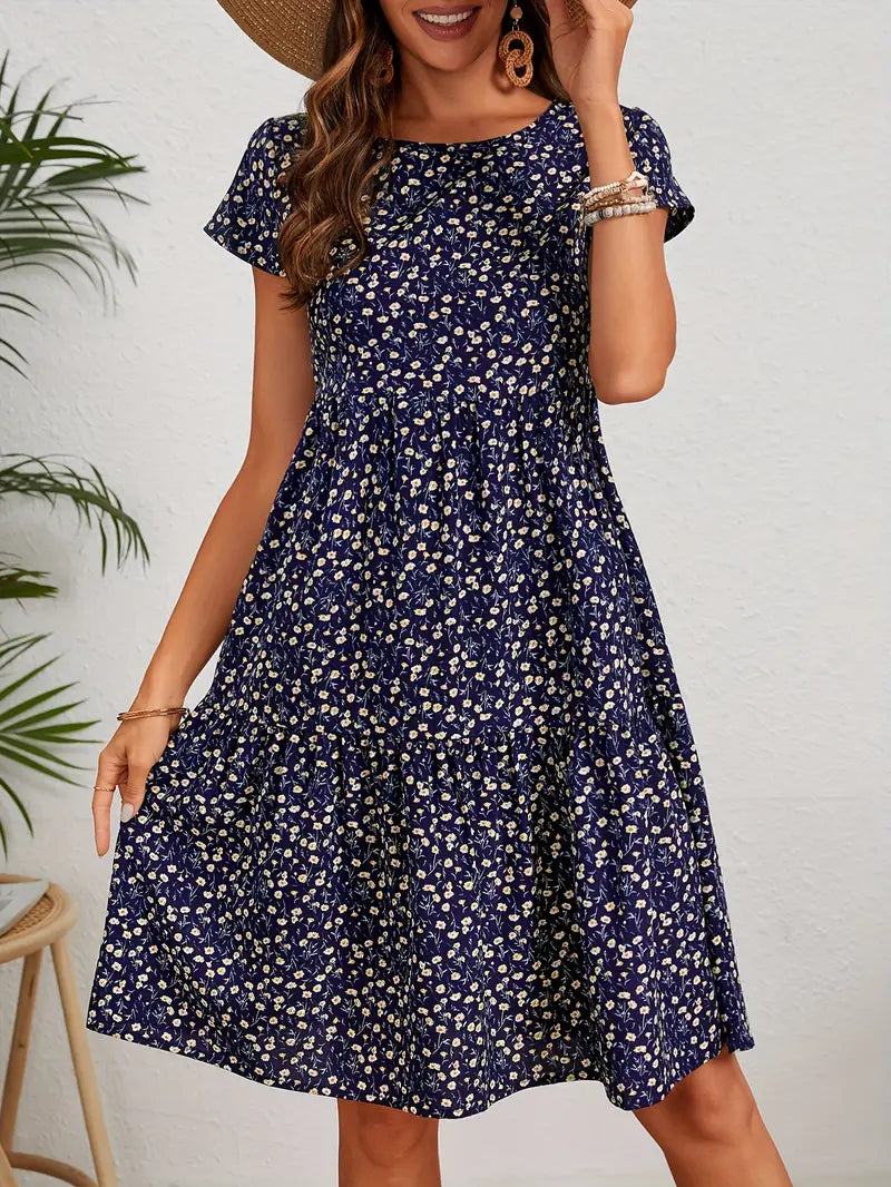 Letnia sukienka w kwiaty z krótkim rękawem w stylu vintage