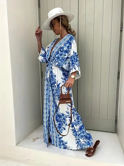 Letnia sukienka z kwiatowym nadrukiem - Niebieska sukienka z dekoltem w szpic, Casual & Supple