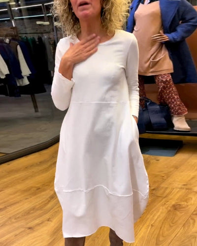Elegancka czarna sukienka midi Eva™ z praktycznymi kieszeniami