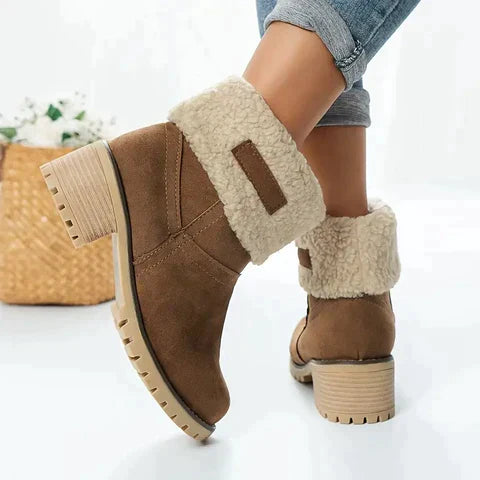 Perłowe, przytulne buty z ciepłą wyściółką