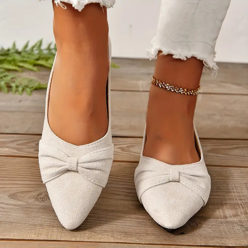 Wygodne baleriny wsuwane. Eleganckie baleriny z kokardkami