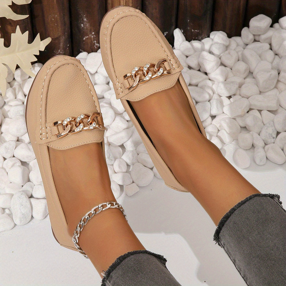 Loafersy z łańcuszkiem - Lekkie buty wsuwane z okrągłym noskiem