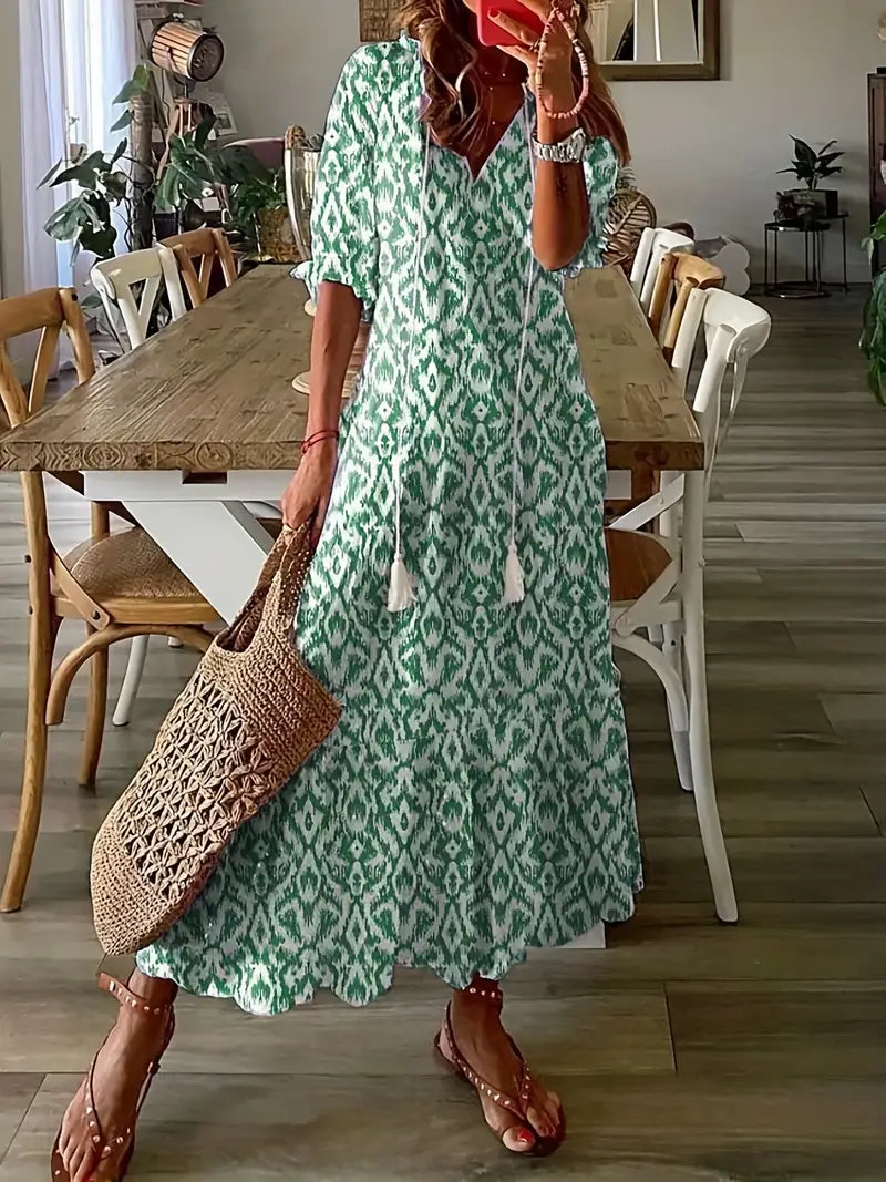 Charm - Ikat Dream Boho Sukienka z falbaną i dekoltem w szpic, w eleganckim stylu