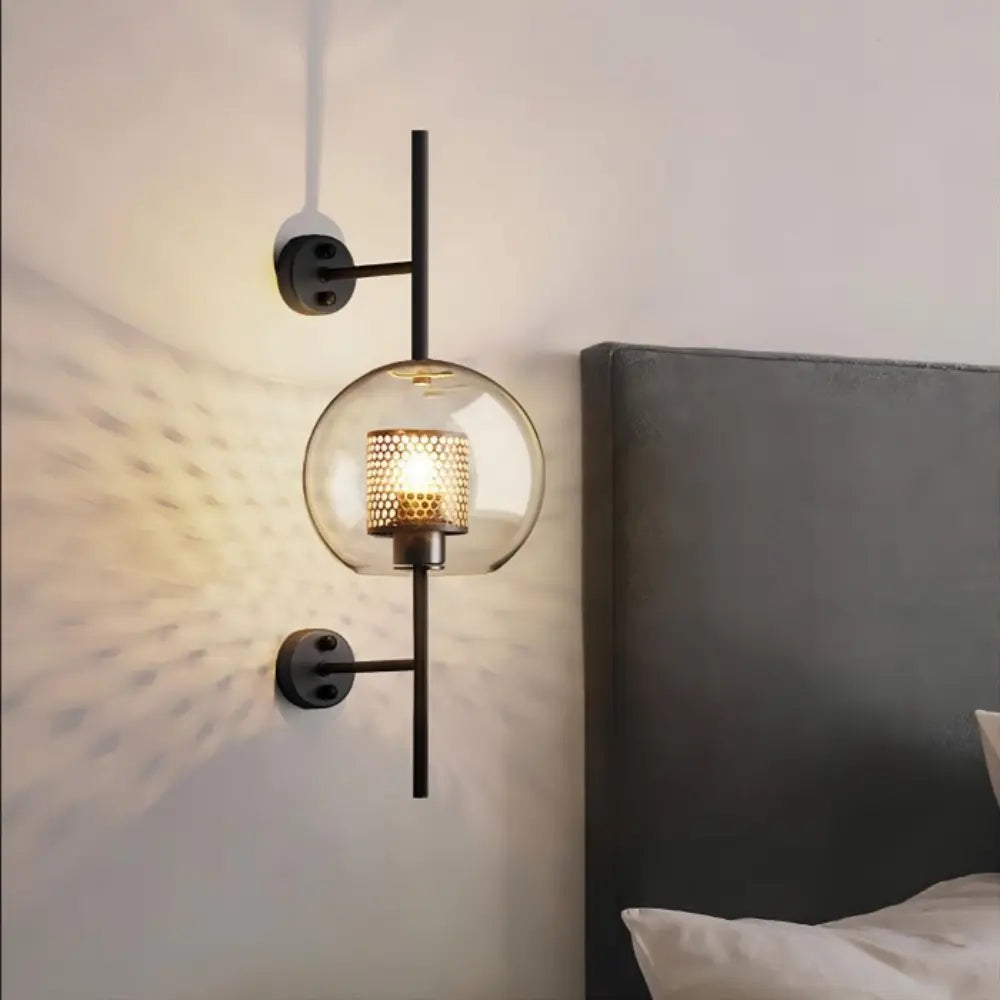 AuraPeak - Elegancka Lampa Ścienna