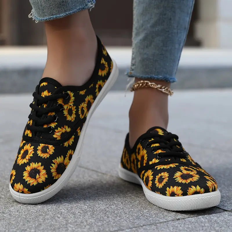 Damskie wsuwane loafersy - lekkie buty letnie z motywem kwiatowym