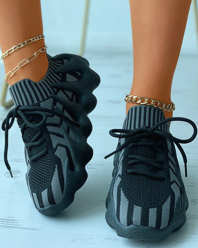 Alana - Kolekcja sneakersów damskich 2025