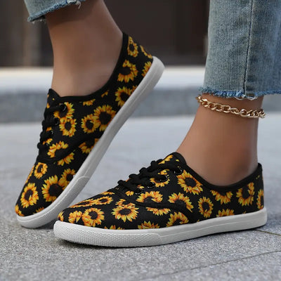 Damskie wsuwane loafersy - lekkie buty letnie z motywem kwiatowym
