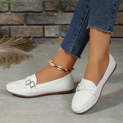 Płaskie buty codzienne z paskiem i klamrą, skórzane buty