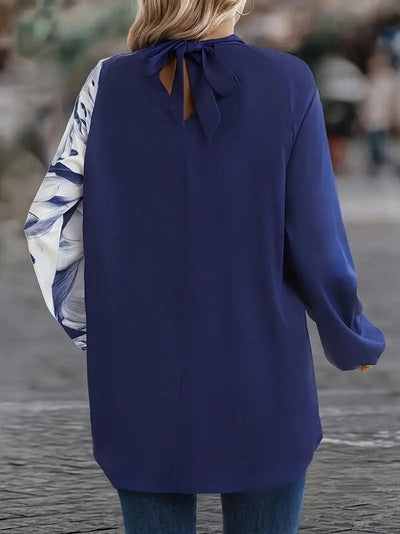 Elegantes Langarmshirt mit Blumenmuster und Stehkragen