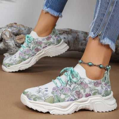 Grissel - Oddychające buty na płaskiej podeszwie z siateczką w kwiatowy wzór