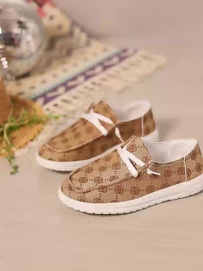 Letnie loafersy damskie - Lekkie buty wsuwane z kwiatowym wzorem