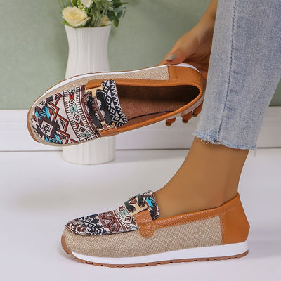 Damskie buty wsuwane - brytyjski styl, wygoda i oddychalność