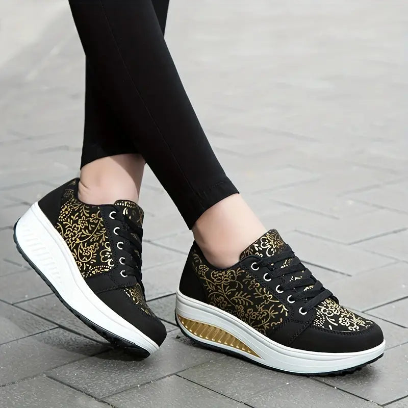 Leichte florale Schnürschuhe