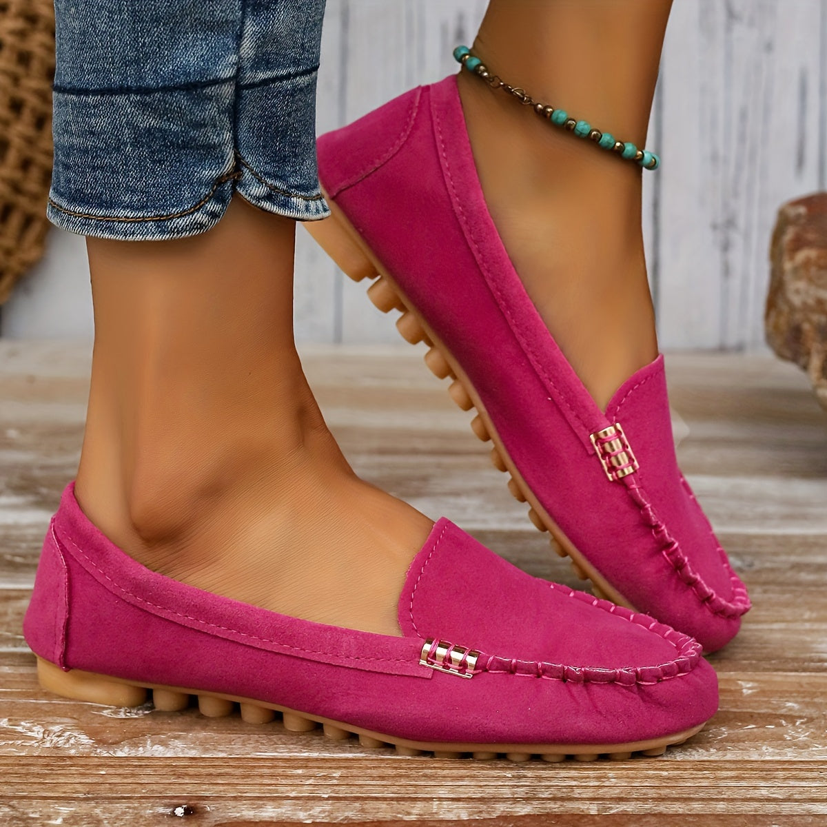 Loafer z metalowym elementem - wygodne buty wsuwane, lekkie i modne