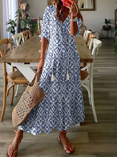 Charm - Ikat Dream Boho Sukienka z falbaną i dekoltem w szpic, w eleganckim stylu