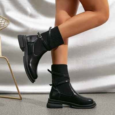 Heike - Modne buty na średnim obcasie z okrągłym noskiem i jedną klamrą