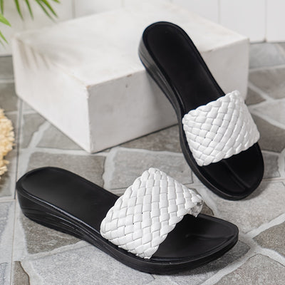 Letnie buty damskie w oplocie – wygodne wsuwane sandały