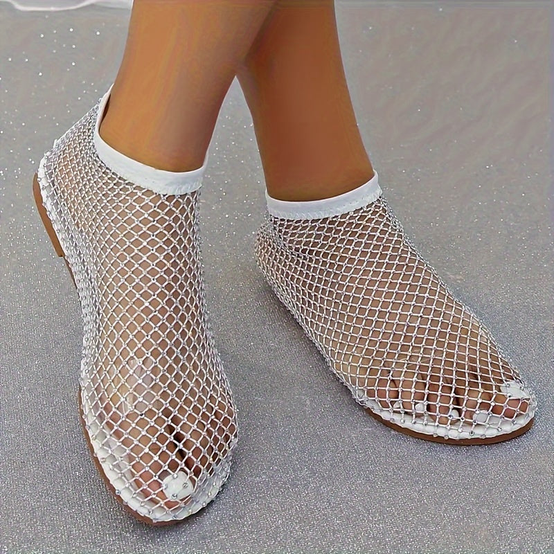 Konstrukcja strasa, płaskie buty, przezroczyste sandały plażowe