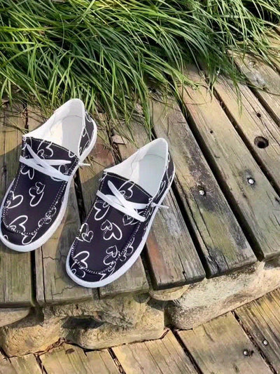 Damskie wsuwane mokasyny - lekkie i wygodne buty codzienne z wzorem serca