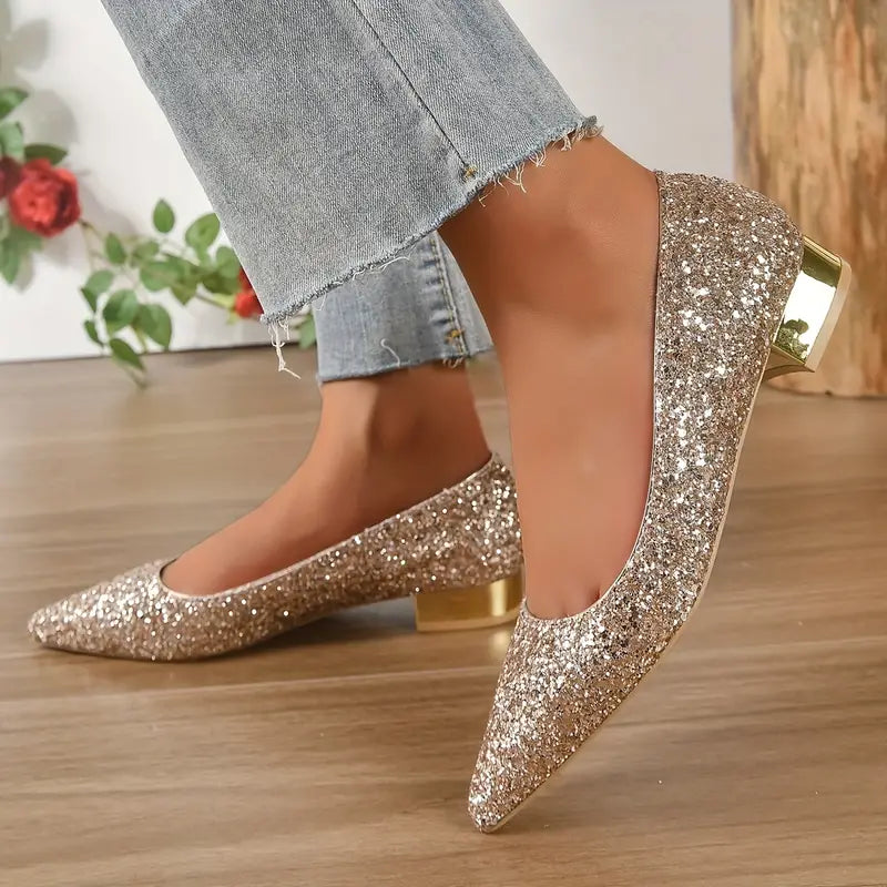Chara - Błyszczące buty glamour z grubym obcasem i niskim obcasem