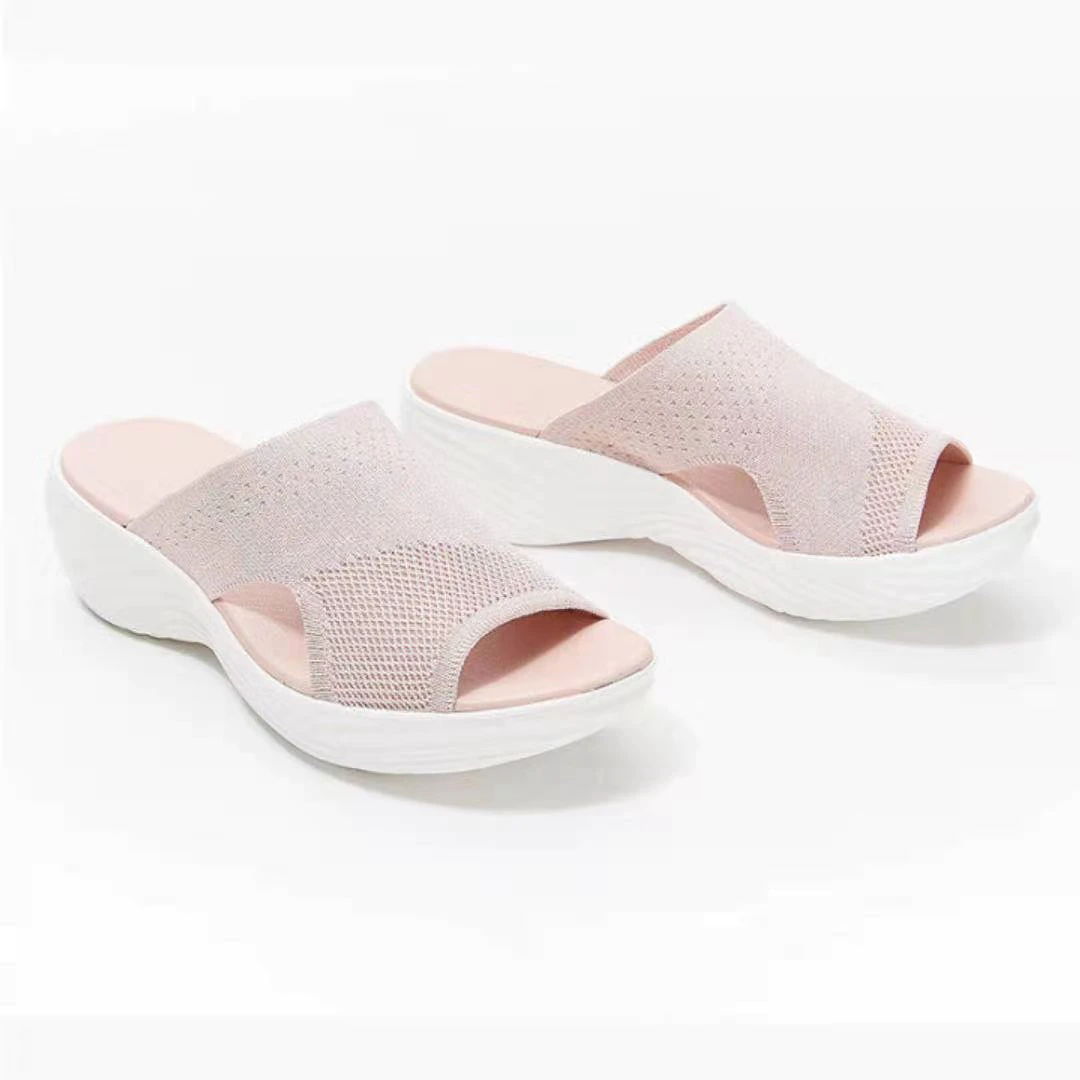 Felicia - Lekkie i modne sandały plażowe