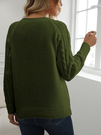 Amelia | Stylowy sweter z ozdobnymi guzikami