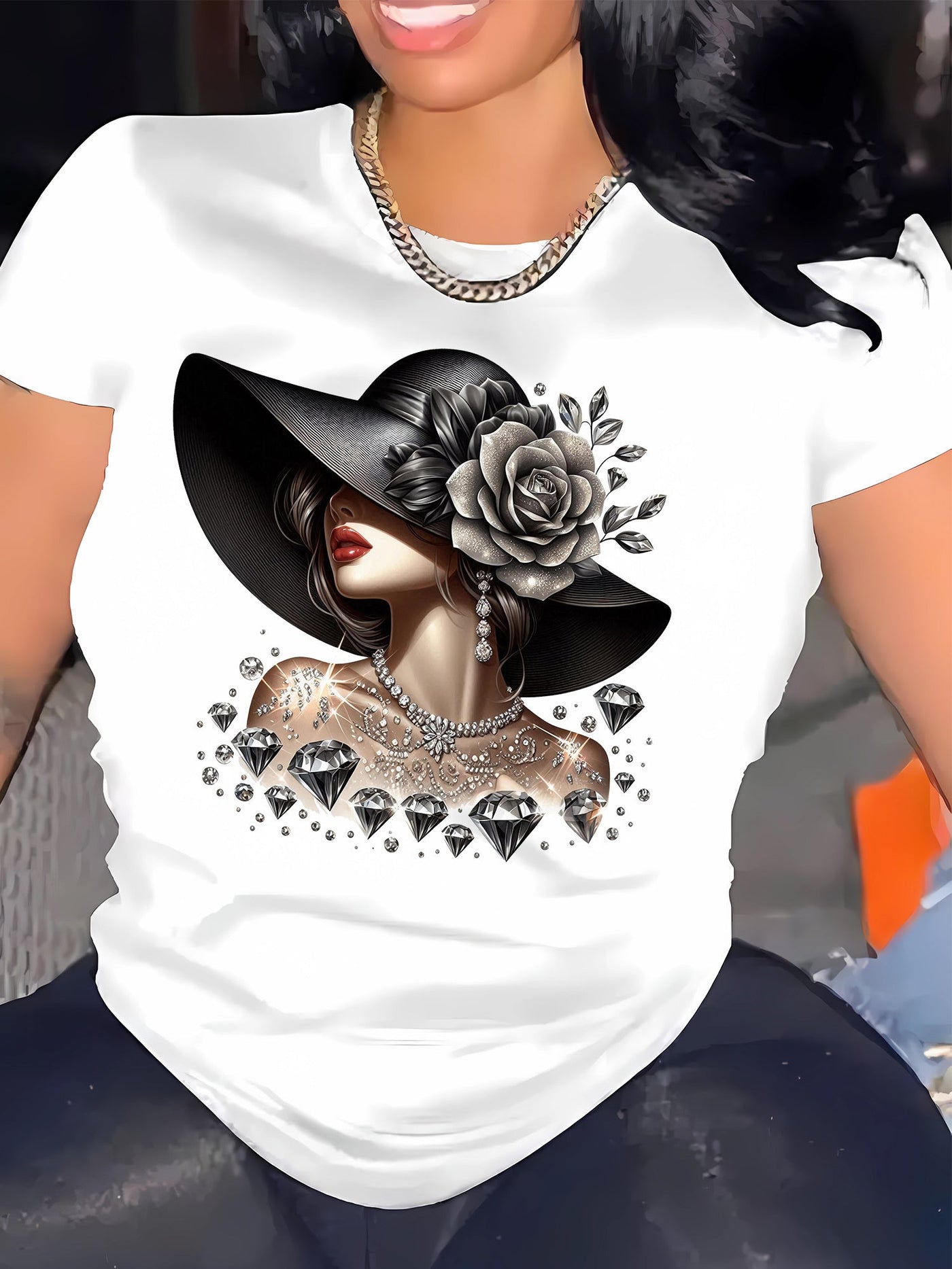 Lniany t-shirt damski - koszula z okrągłym dekoltem i nadrukiem portretu dziewczynki, krótki rękaw