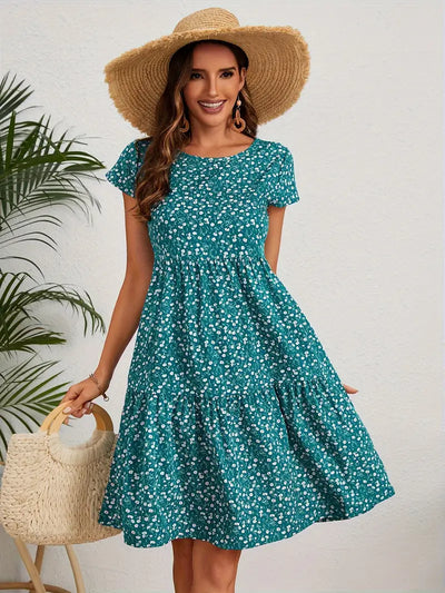 Letnia sukienka w kwiaty z krótkim rękawem w stylu vintage