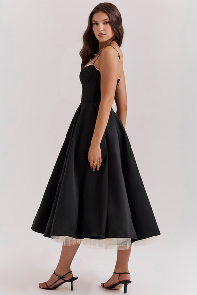 Elegancka Sukienka Midi dla Nieskazitelnego Letniego Stylu