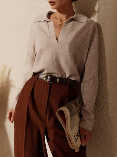 Sweter damski z dekoltem w szpic