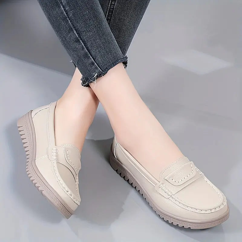 Letnie buty z przejechaniem, komfortowe