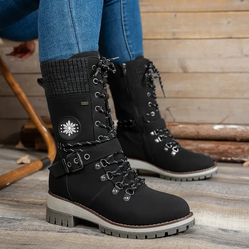 Damskie buty zimowe - sznurowane buty z grubym obcasem i okrągłym noskiem