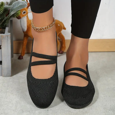 Jednokolorowe, minimalistyczne buty damskie z paskami