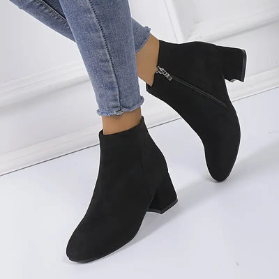 Monochromatyczne, modne buty, wygodne botki z bocznym zamkiem i grubym obcasem