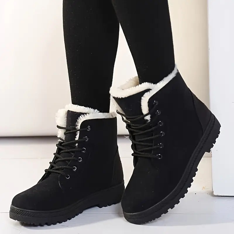 Damskie buty zimowe - krótka cholewka, sznurowane, wyściełane pluszem, wygodne