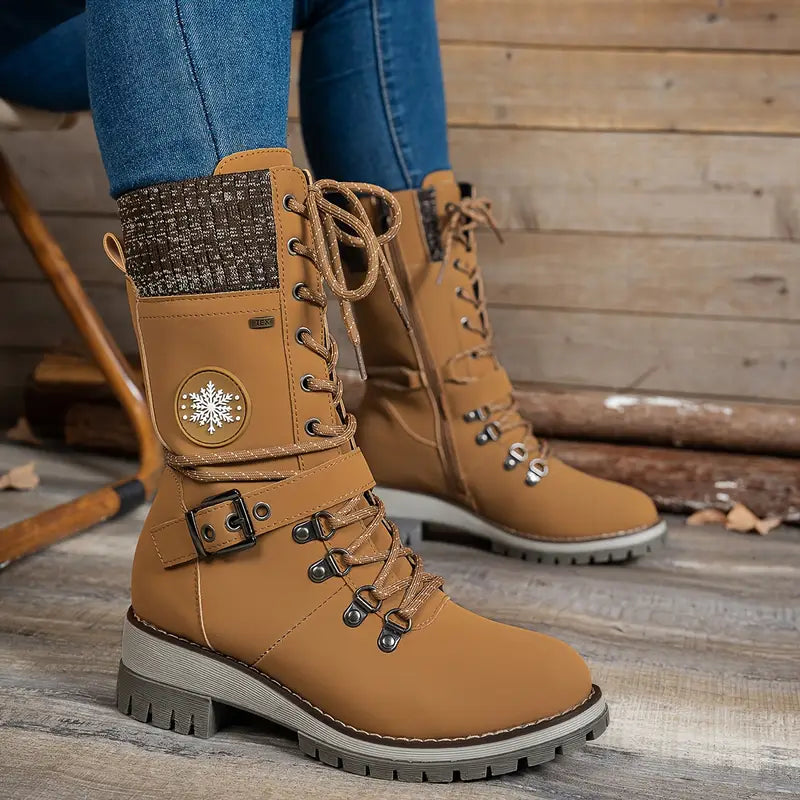 Damskie buty zimowe - sznurowane buty z grubym obcasem i okrągłym noskiem