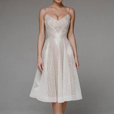 Blanca - Stylowa sukienka z eleganckimi odkrytymi plecami dla wyrafinowanego wyglądu