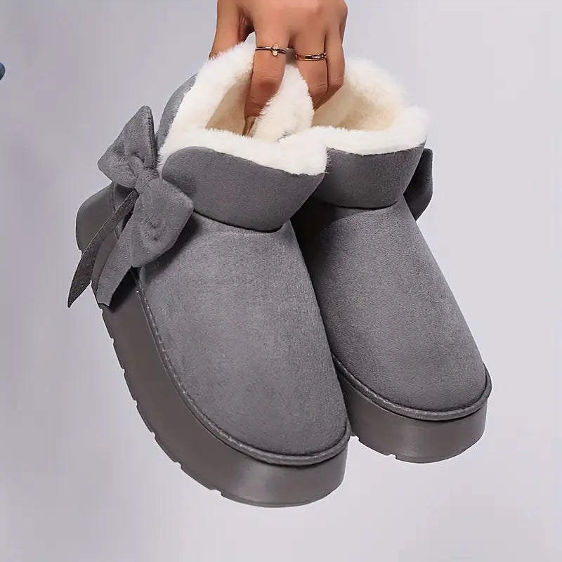 Buty śniegowe z podszewką - ciepłe, wygodne i płaskie z okrągłymi noskami