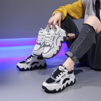 Wysokie damskie sneakersy