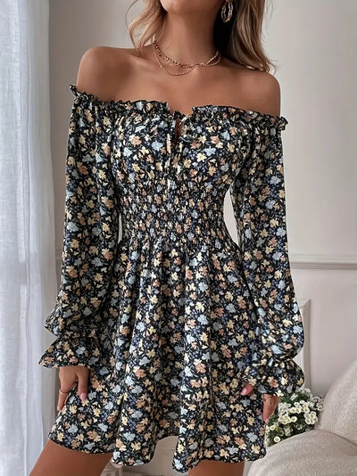 Elegancka letnia sukienka w kwiaty - dekolt w szpic, kokarda z przodu, elastyczna talia i wygodne dopasowanie
