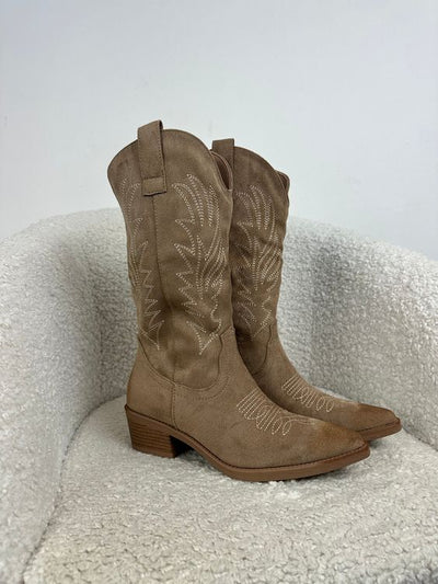 rodeoqueen – kowbojki