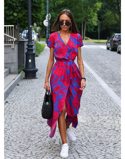 Elegancka sukienka Rina™ z kwiatowym nadrukiem i dekoltem w kształcie litery V, z krótkimi rękawami, zapewniająca świeży i kobiecy wygląd