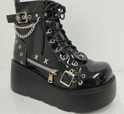 Buty na platformie ze zdobieniami Clemu
