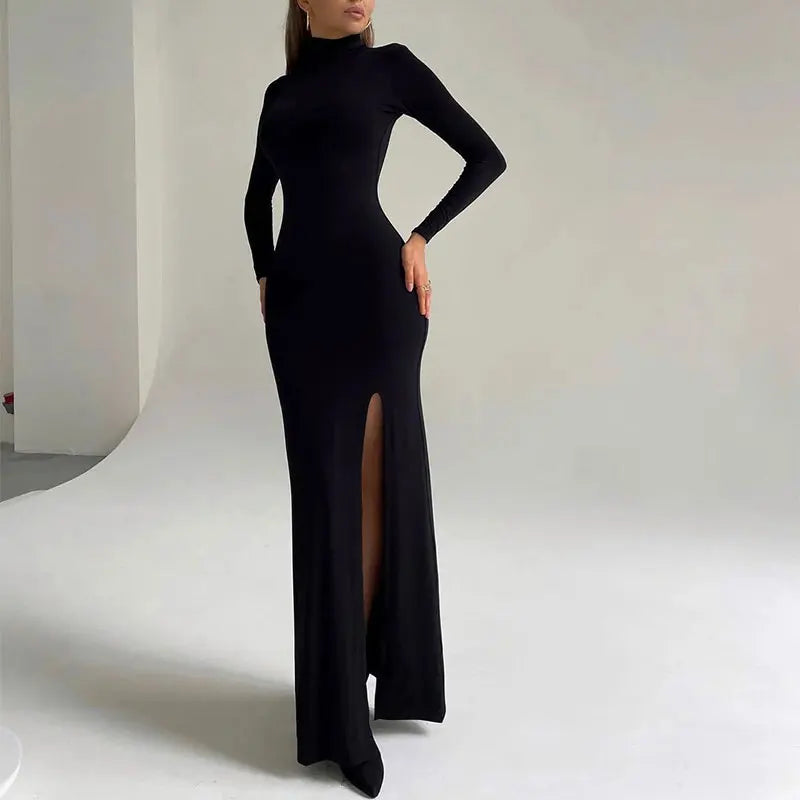 Liwiana | Elegancka czarna maxi sukienka z golfem i rozcięciem